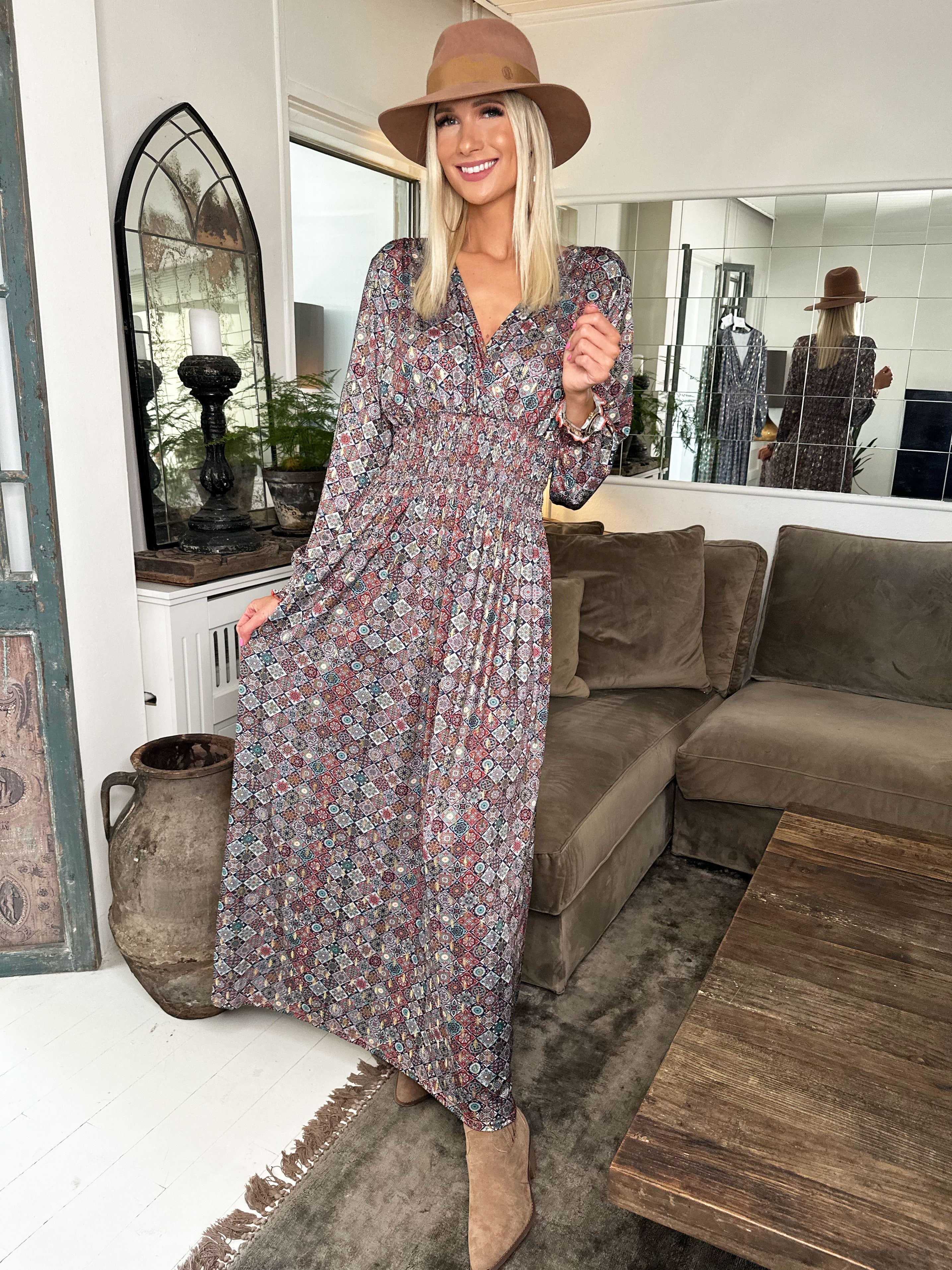 Pams Mosaic L/S - Lång elastisk klänning i skrynkelfritt tyg med långa ärmar